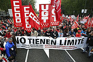 Cabecera de la manifestación del Primero de Mayo en Madrid (foto: Europa Press).