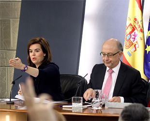 Sáenz de Santamaría y Montoro, durante la rueda de prensa posterior al Consejo de Ministros (foto: la Moncloa).